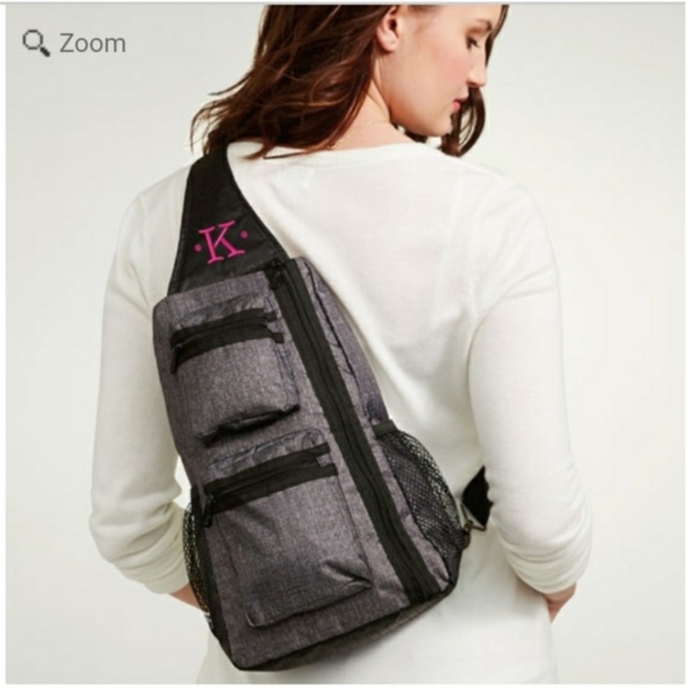 Sling back bag (no personalization). Thirty-One gifts